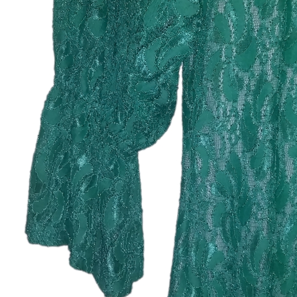 2TEE COUTURE Size Large Lace Dress Mint Green With Sheer Bell Sleeves Tunic - Picture 2 of 12
